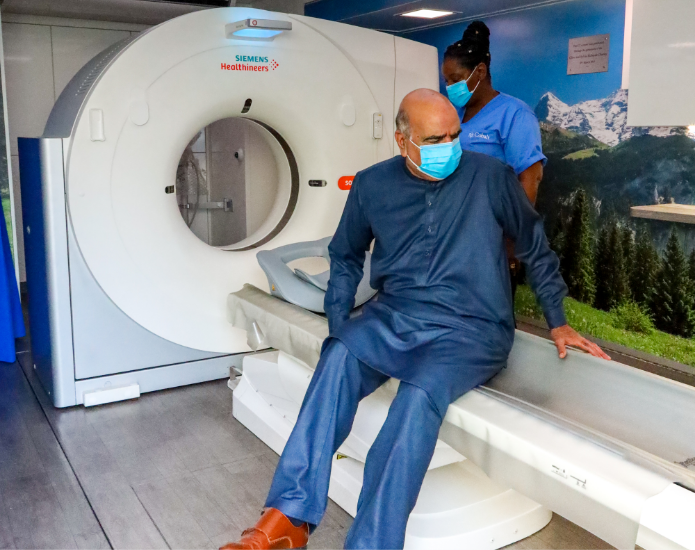 Man using a scanning machine